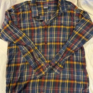 Patagonia Plaid Button-Down Organic Cotton Shirt size L
